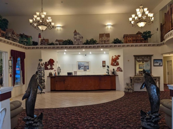 Lighthouse Inn image 20